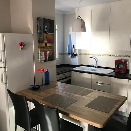 Torres De Yomely Americas